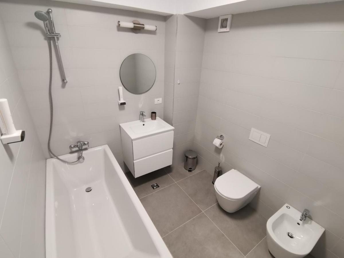 City Center Accomodation - 101 ريشيتسا المظهر الخارجي الصورة